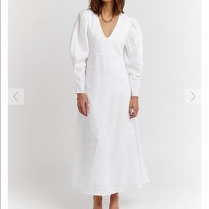 White linen puff sleeve dress